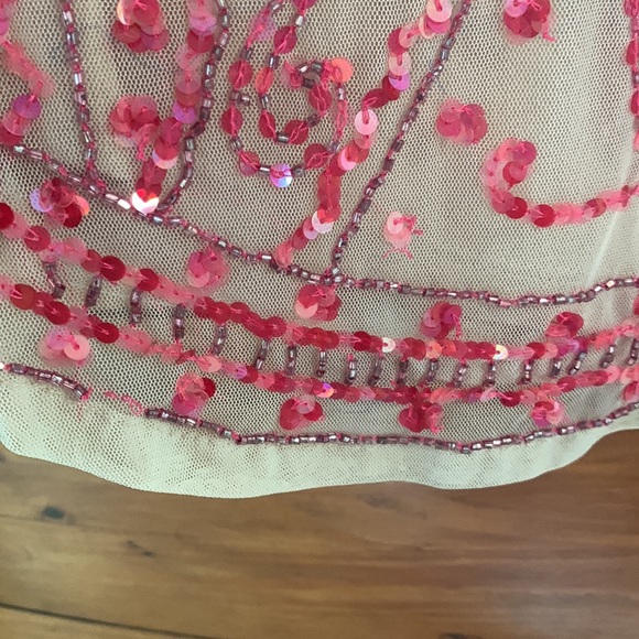 Sequin top. - Picture 4 of 4